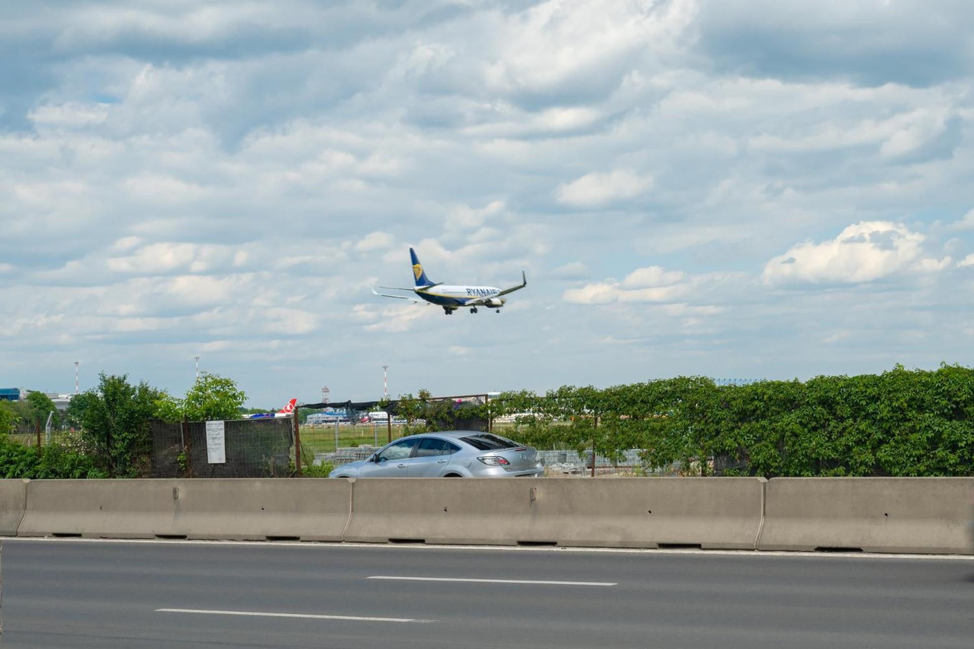 Airport Rin Nord Residence Apartment - Self Check-In Otopeni Buitenkant foto